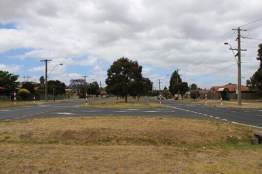 Median of Findon Road, Epping