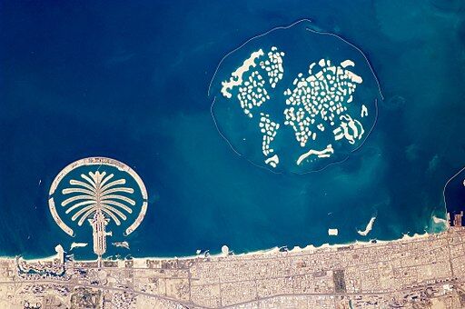 Artificial Archipelagos, Dubai, United Arab Emirates ISS022-E-024940 lrg